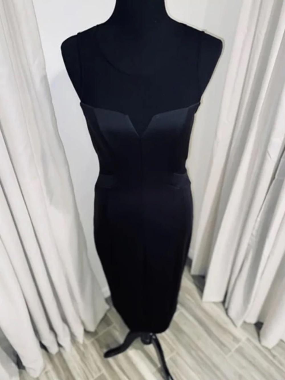 Guess Bodycon Midi Black Party Evening Dress Sheer Mesh Neckline Cutouts - EUC
